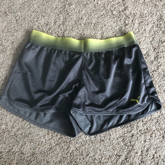 Puma running shorts - Picture 1 of 2